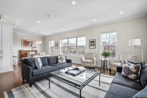 Condo For Sale - 10 Byron Place #214<br/> Larchmont, NY 10538