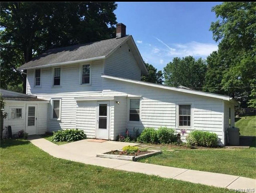 Photo of 500 Haverstraw Road, Suffern, NY 10901 (MLS # 939282)