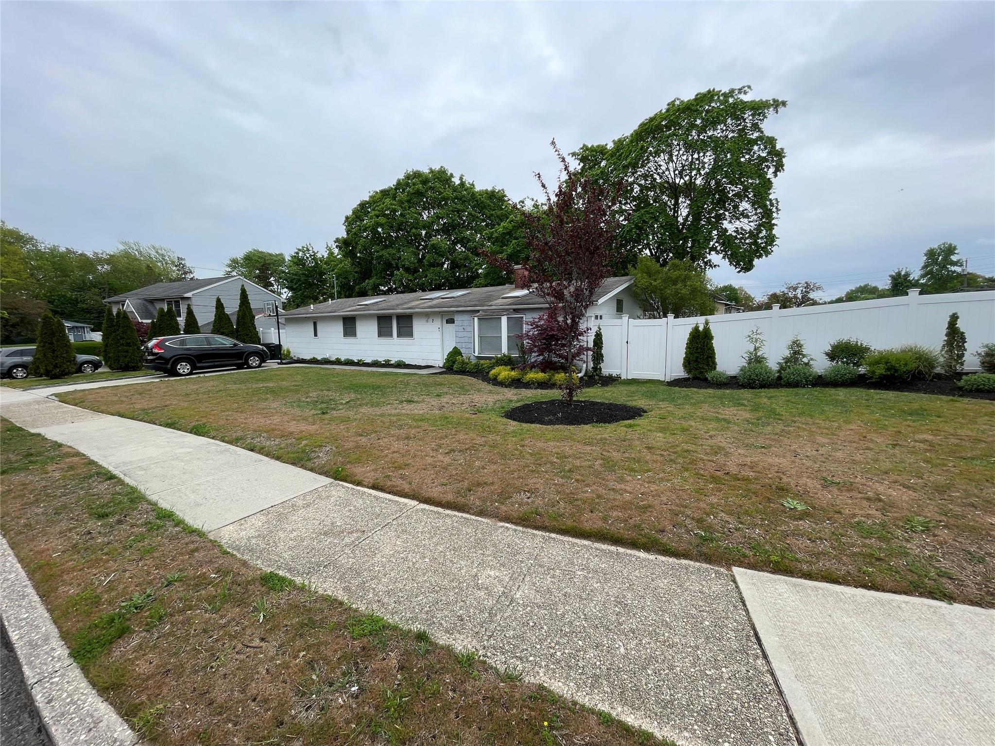 2 Flintlock Lane, Selden, New York image 25
