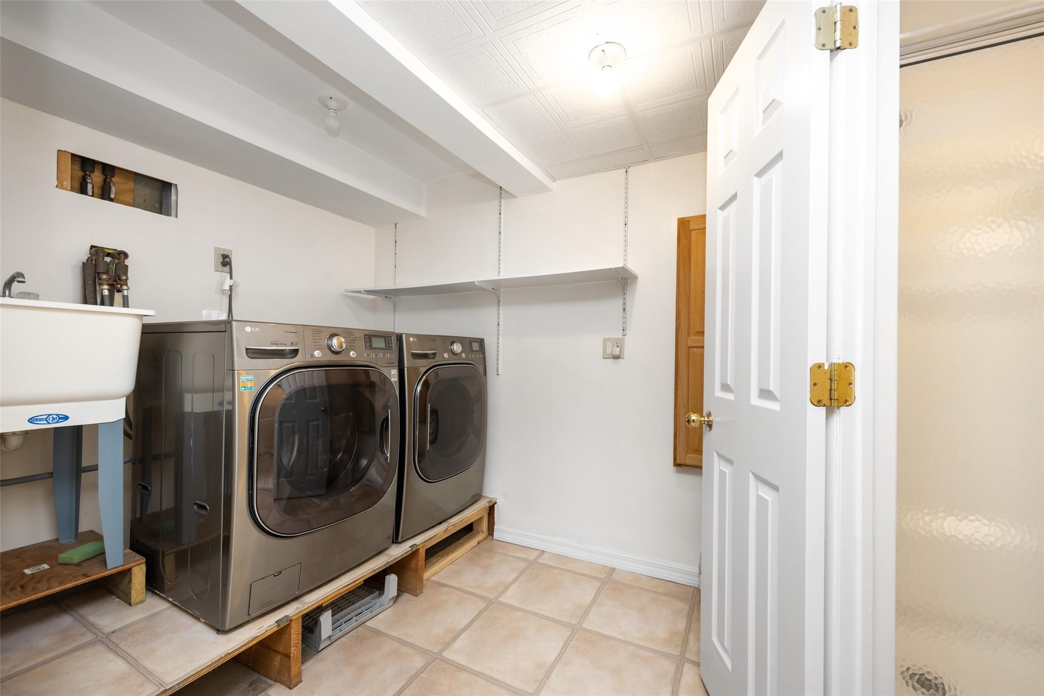 247 Marcus Avenue, New Hyde Park, New York image 8