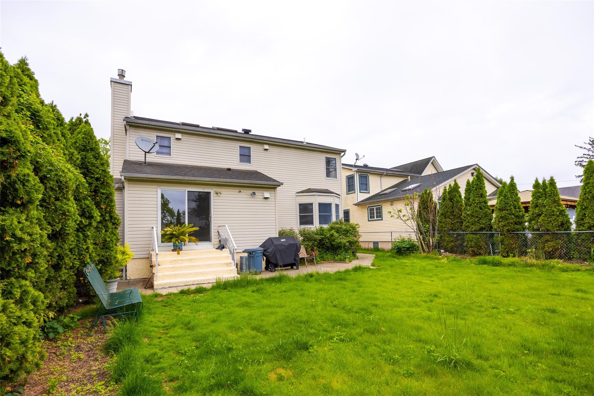 247 Marcus Avenue, New Hyde Park, New York image 16