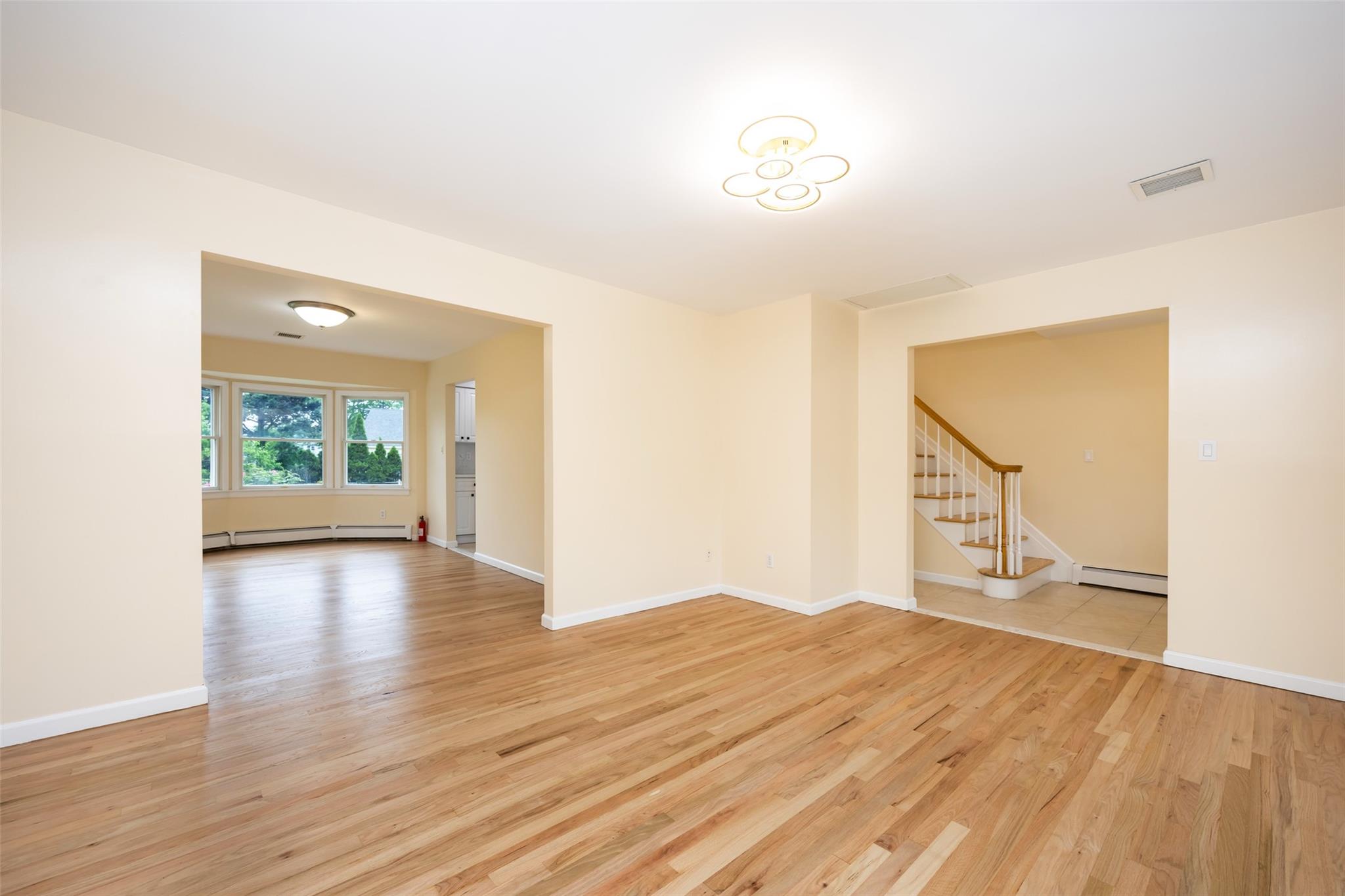 247 Marcus Avenue, New Hyde Park, New York image 2