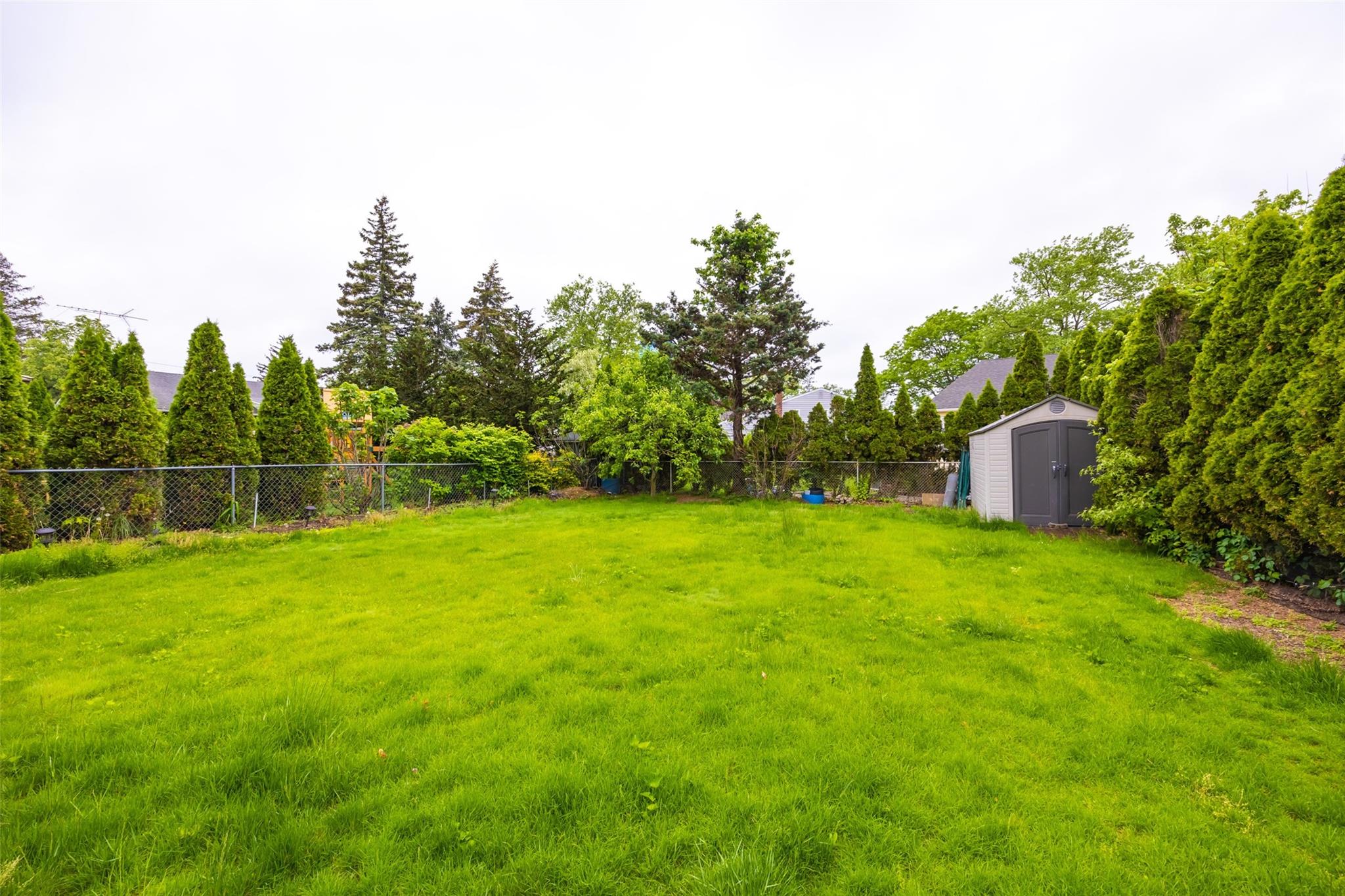 247 Marcus Avenue, New Hyde Park, New York image 18