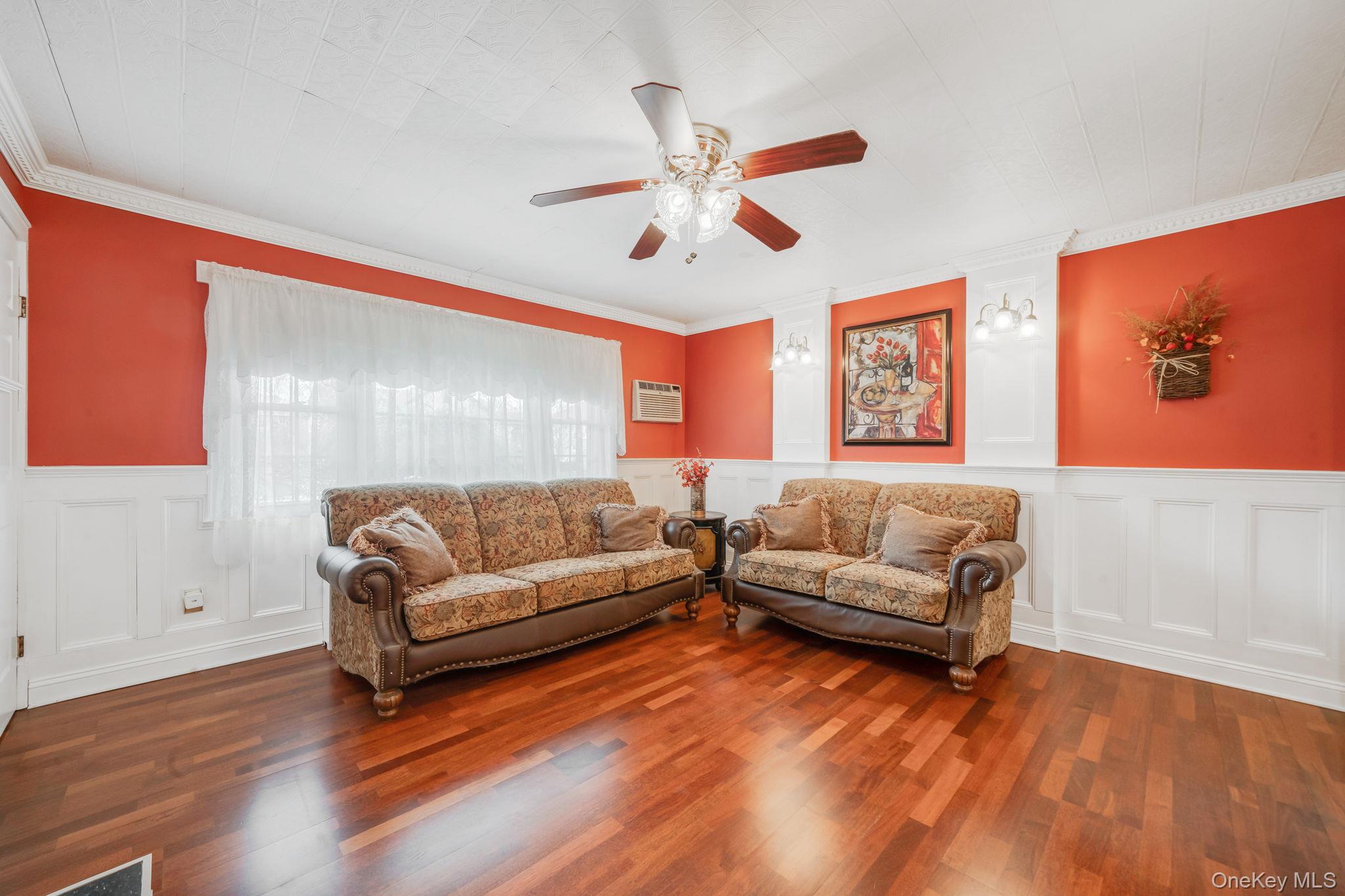 77 Tyrconnell Avenue