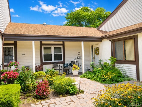 Condo For Rent - 506 Alden Court<br/> Suffolk County, Saint James, NY 11780