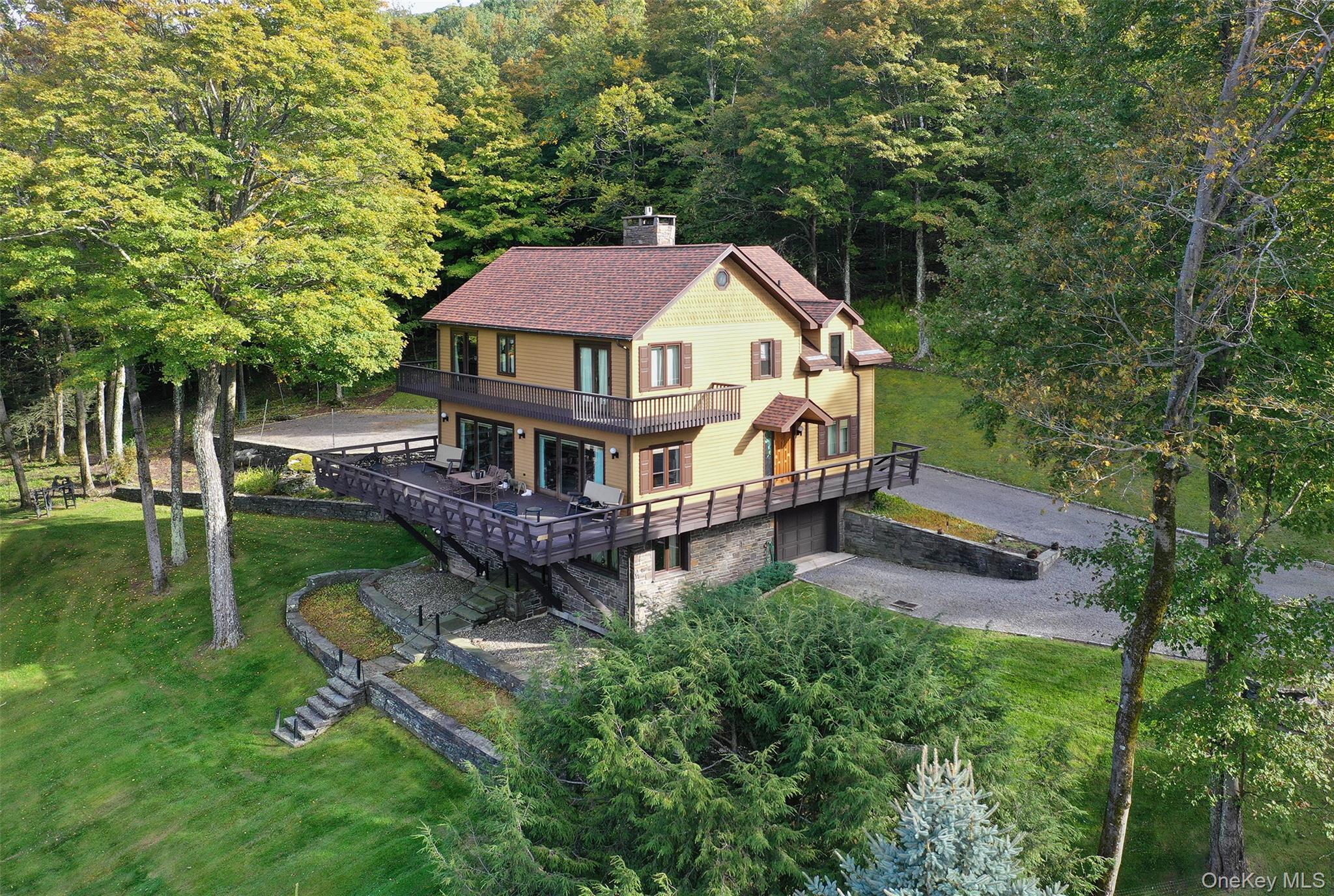 438 MacDaniel Road