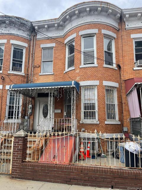 10409 94th Avenue Ozone Park NY 11416