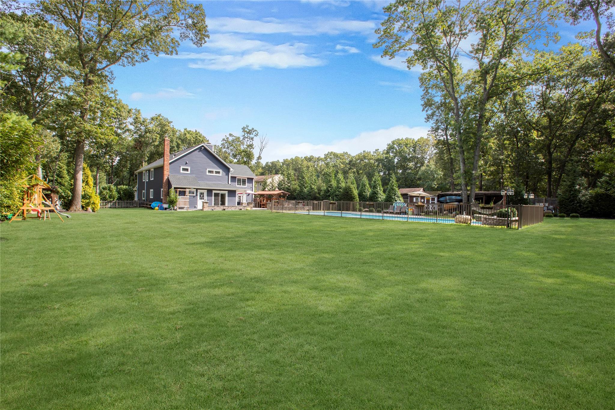 104 Ryerson Avenue, Manorville, New York image 23