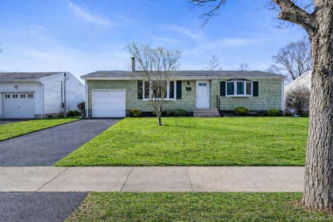 Homes For Sale - 53 Calvert Avenue<br/> Commack, NY 11725