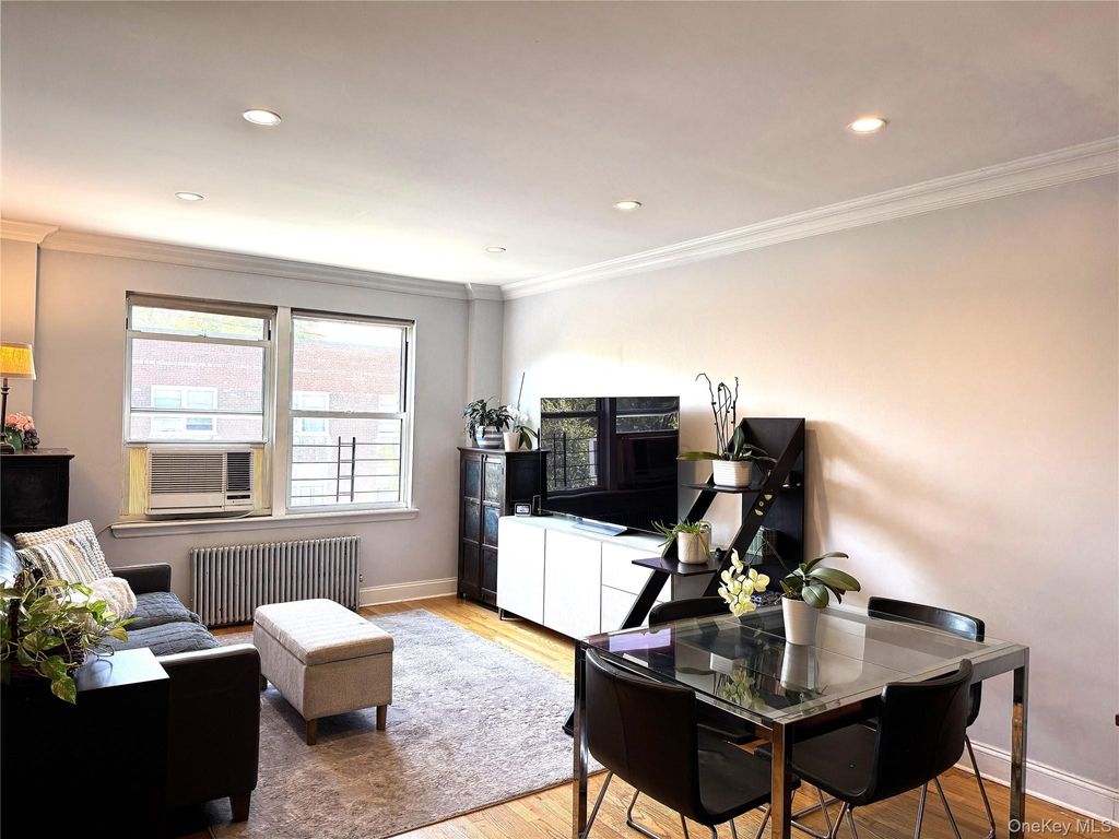 Photo of 141-02 78th Road #3K, Flushing, NY 11367 (MLS # 1027666)