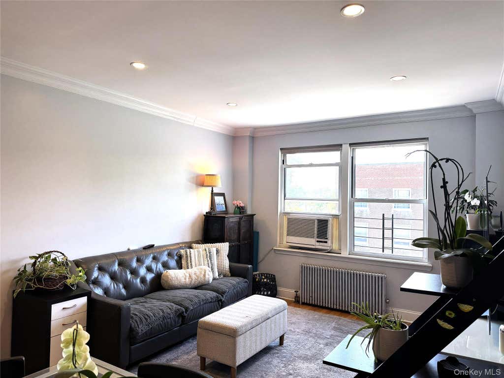 Photo of 141-02 78th Road #3K, Flushing, NY 11367 (MLS # 1027666)