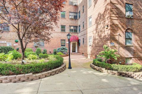 Homes For Sale - 102-45 67th Road #1P<br/> Forest Hills, NY 11375