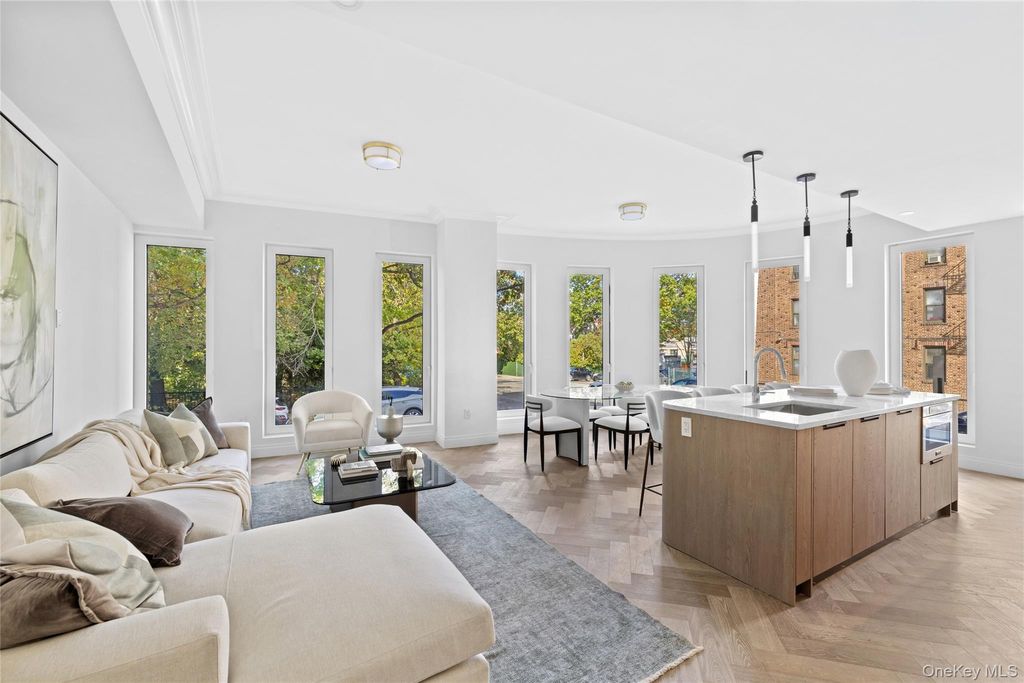 Photo of 78-29 Austin Street #502, Forest Hills, NY 11375 (MLS # 977058)