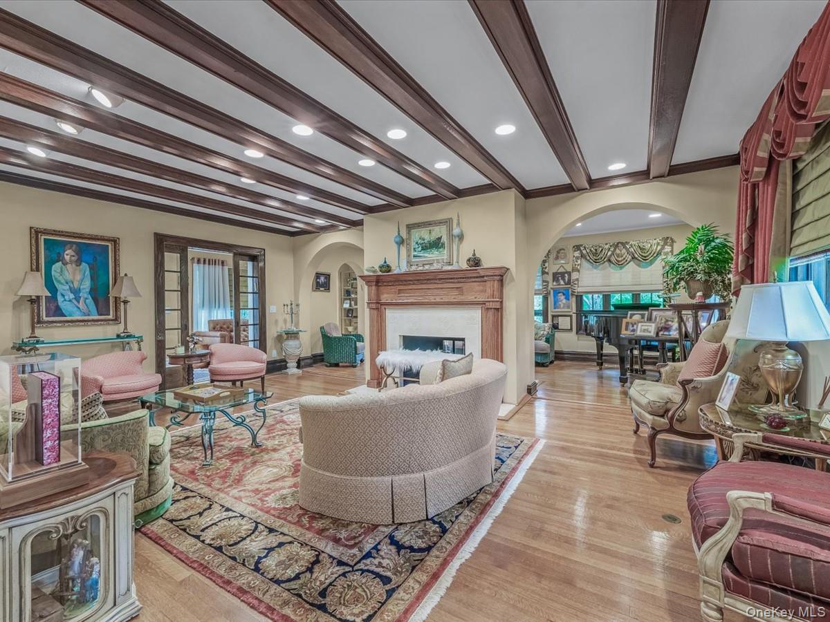 14 Magnolia Drive
