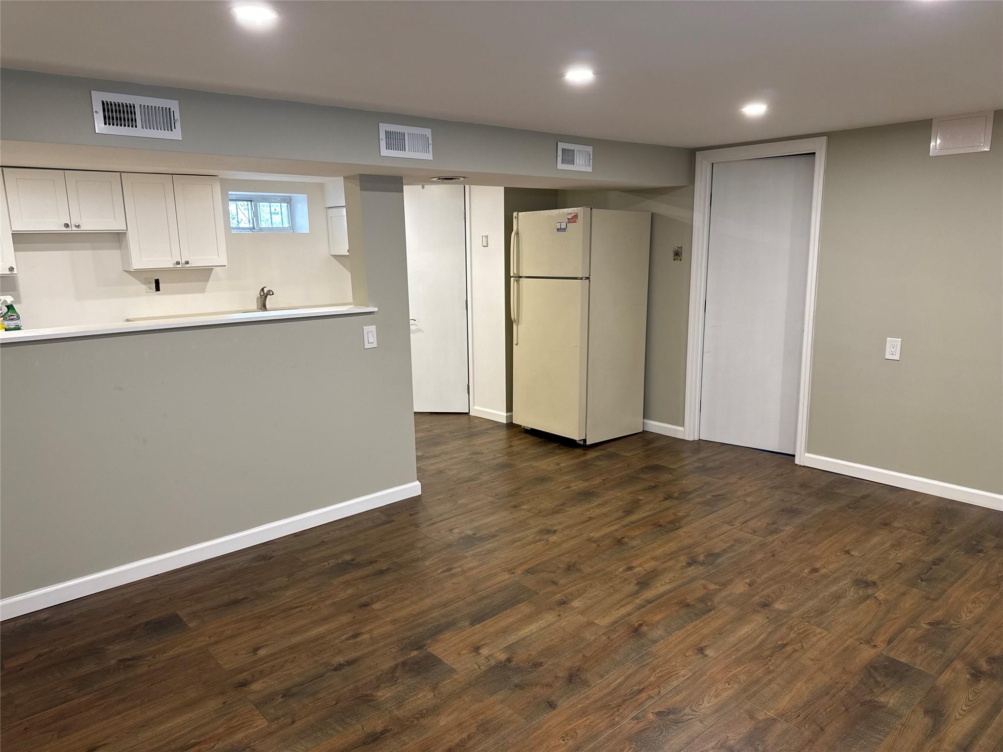 4419 192nd Street, Flushing, New York image 23