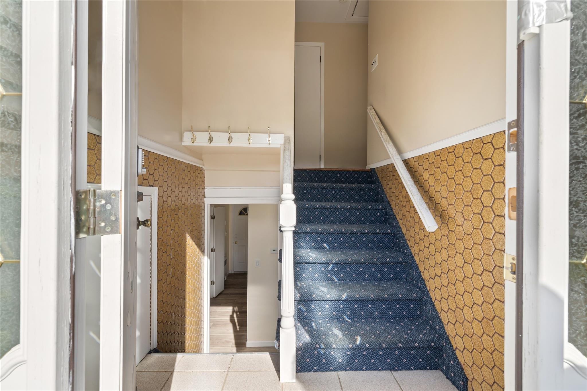 8 Charles Lane, Spring Valley, New York image 4