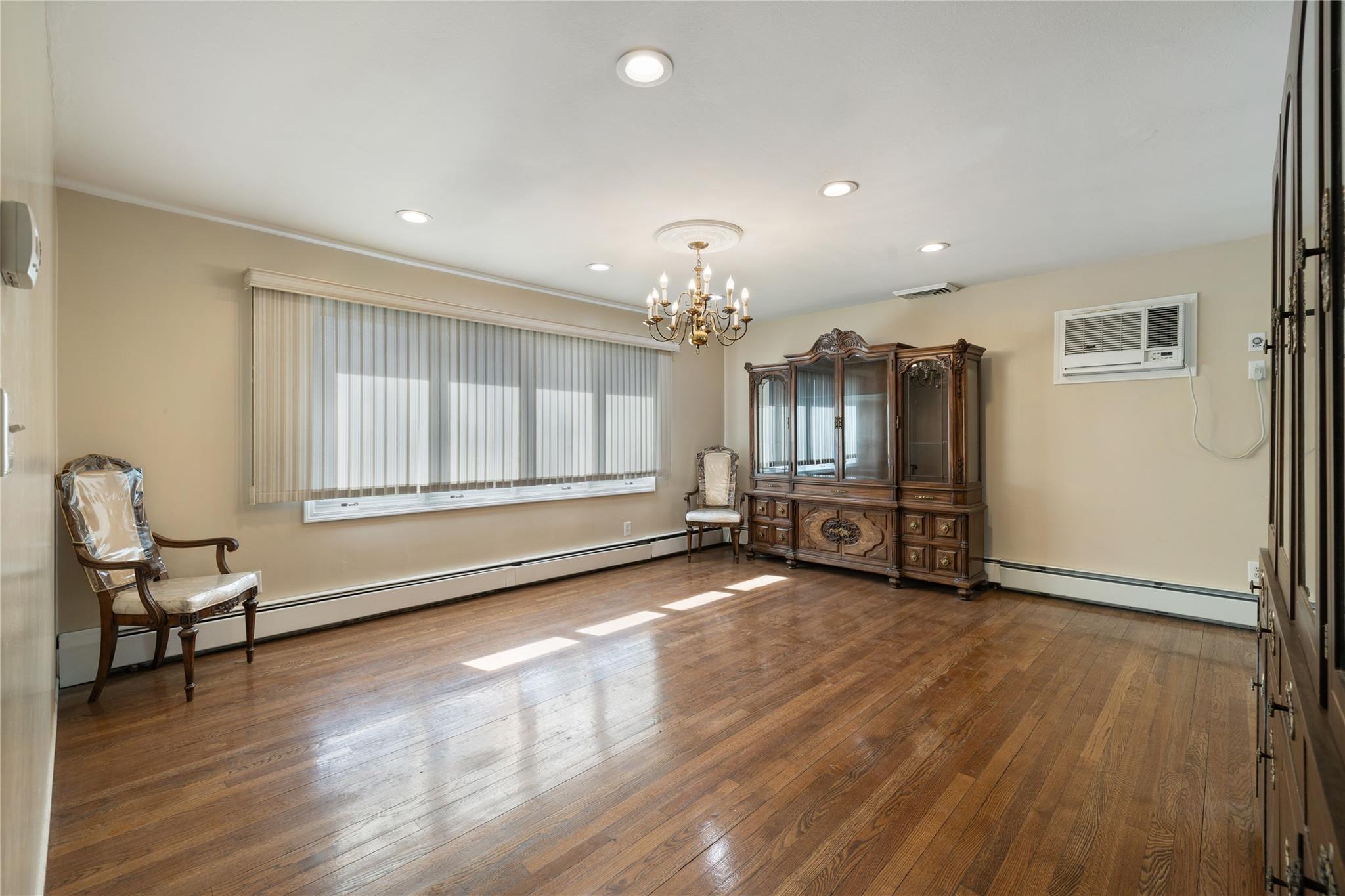 8 Charles Lane, Spring Valley, New York image 8