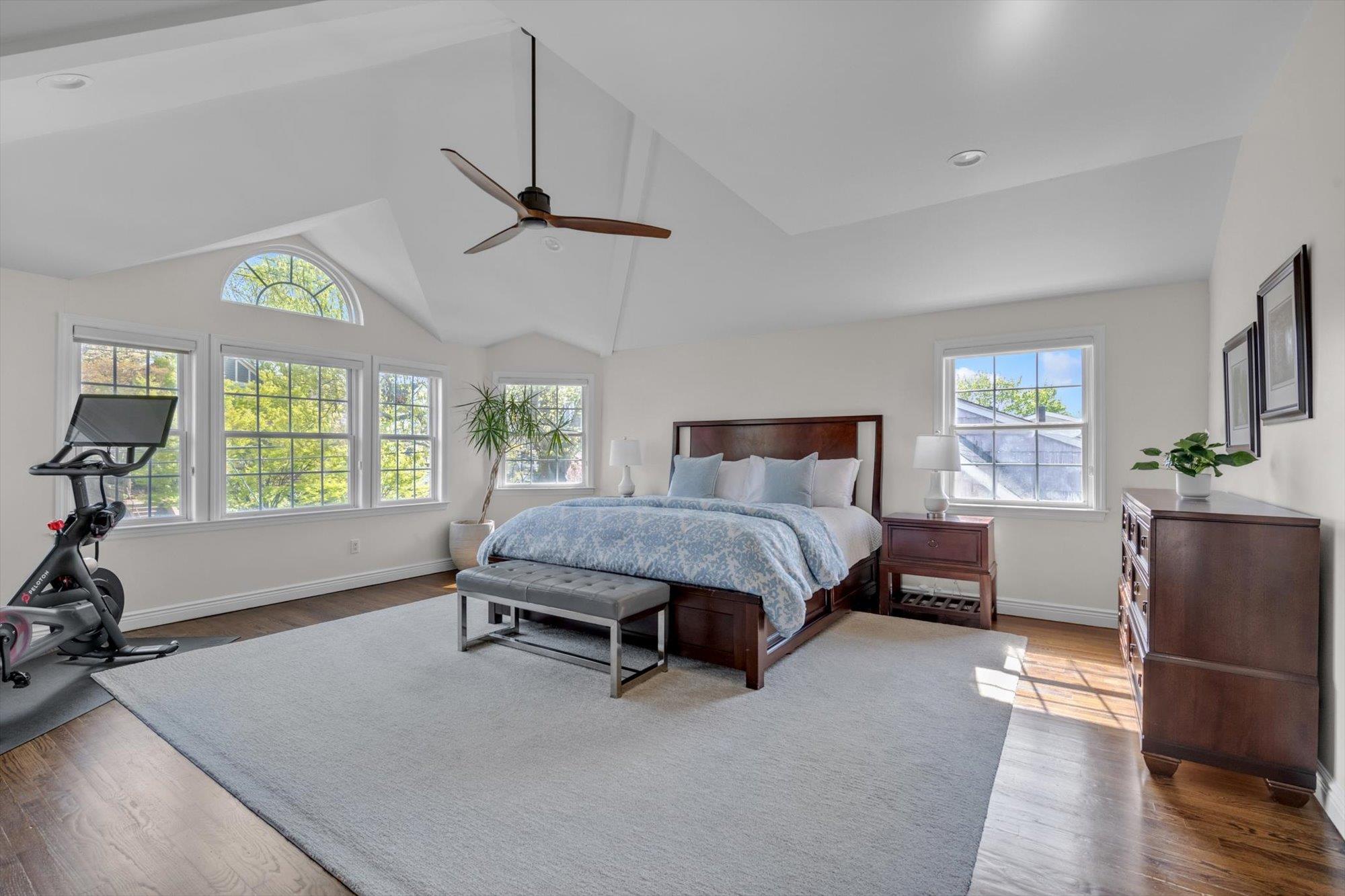 95 Bayview Avenue, Port Washington, New York image 16