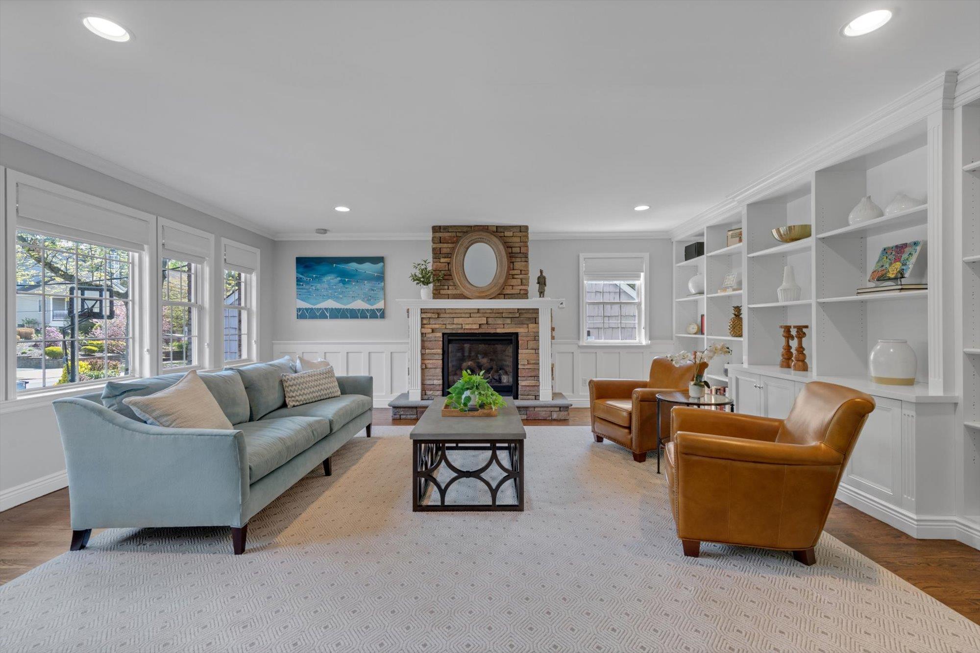 95 Bayview Avenue, Port Washington, New York image 3