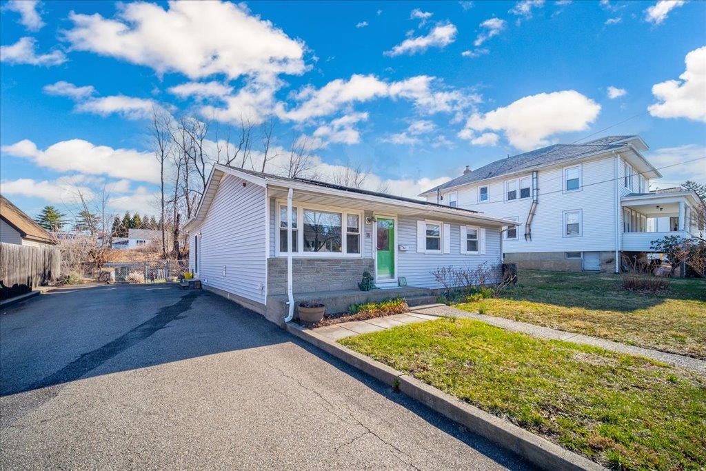 18 Verplanck Avenue, Beacon, New York image 2