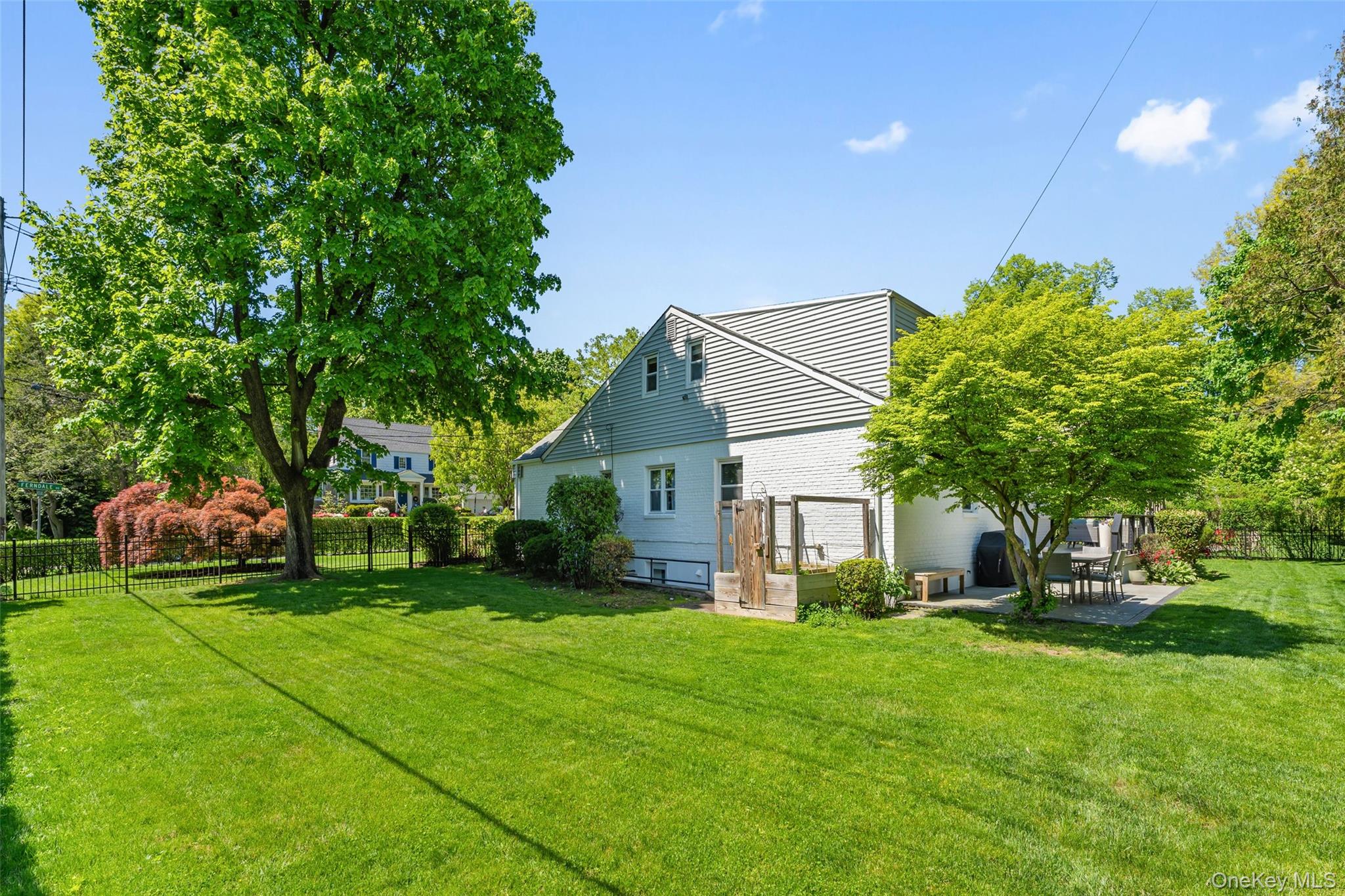 195 Ferndale Road