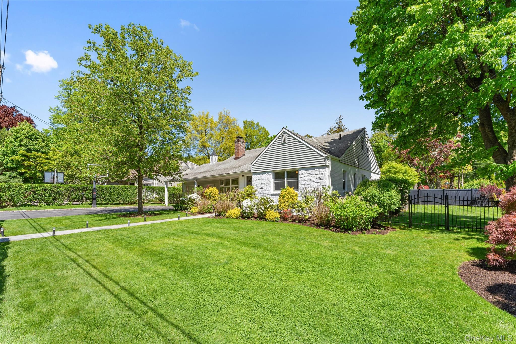 195 Ferndale Road