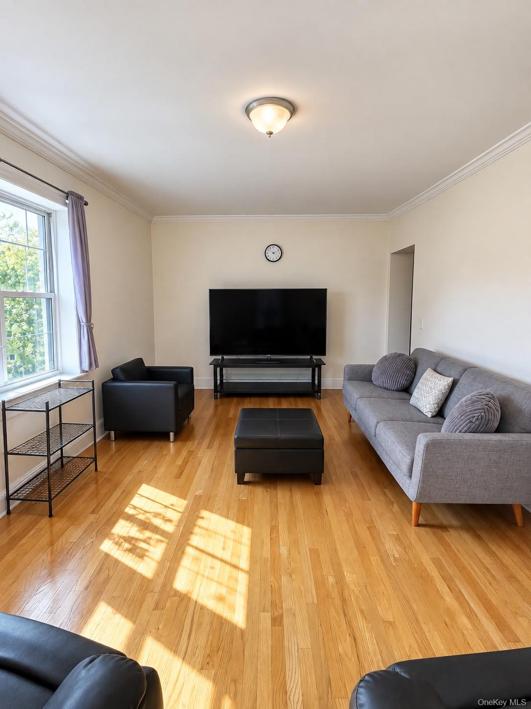 40 E Birch Street Apt 4D