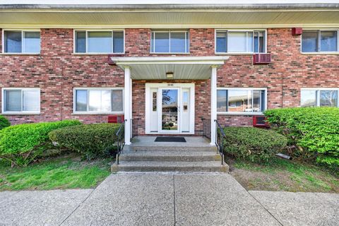 Condo For Rent - 810 Blooming Grove Turnpike #60<br/> New Windsor, NY 12553