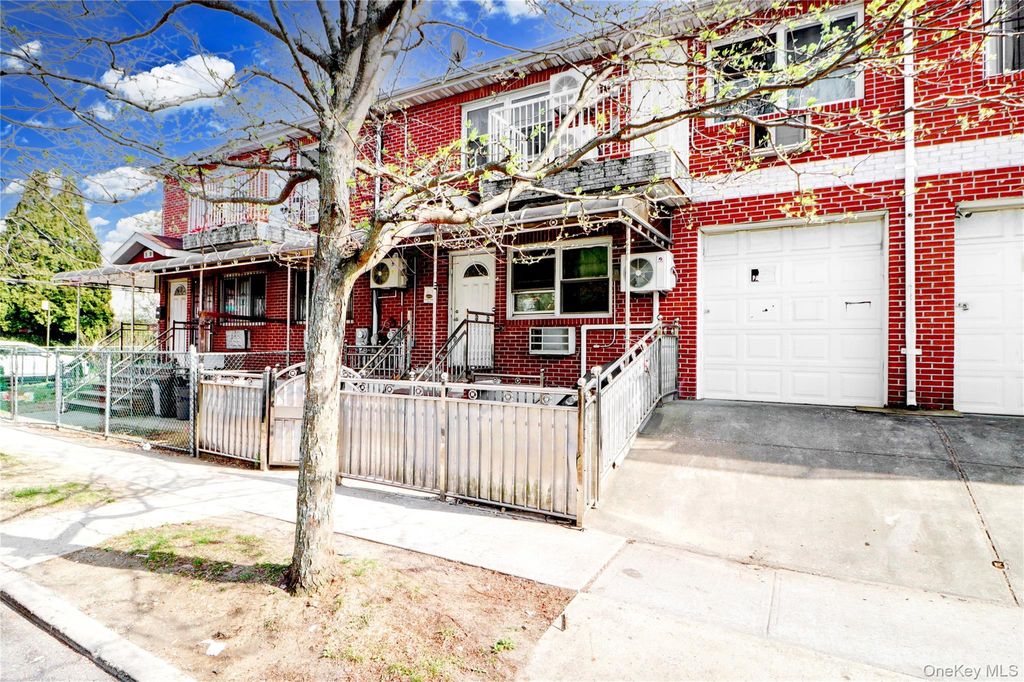 Photo of 15818 85th Avenue, Jamaica, NY 11432 (MLS # 988083)