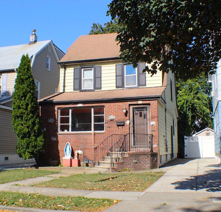 Property for Sale at 88 Road, Bellerose, Queens, NY - Bedrooms: 4 
Bathrooms: 1 
Rooms: 7  - $969,000