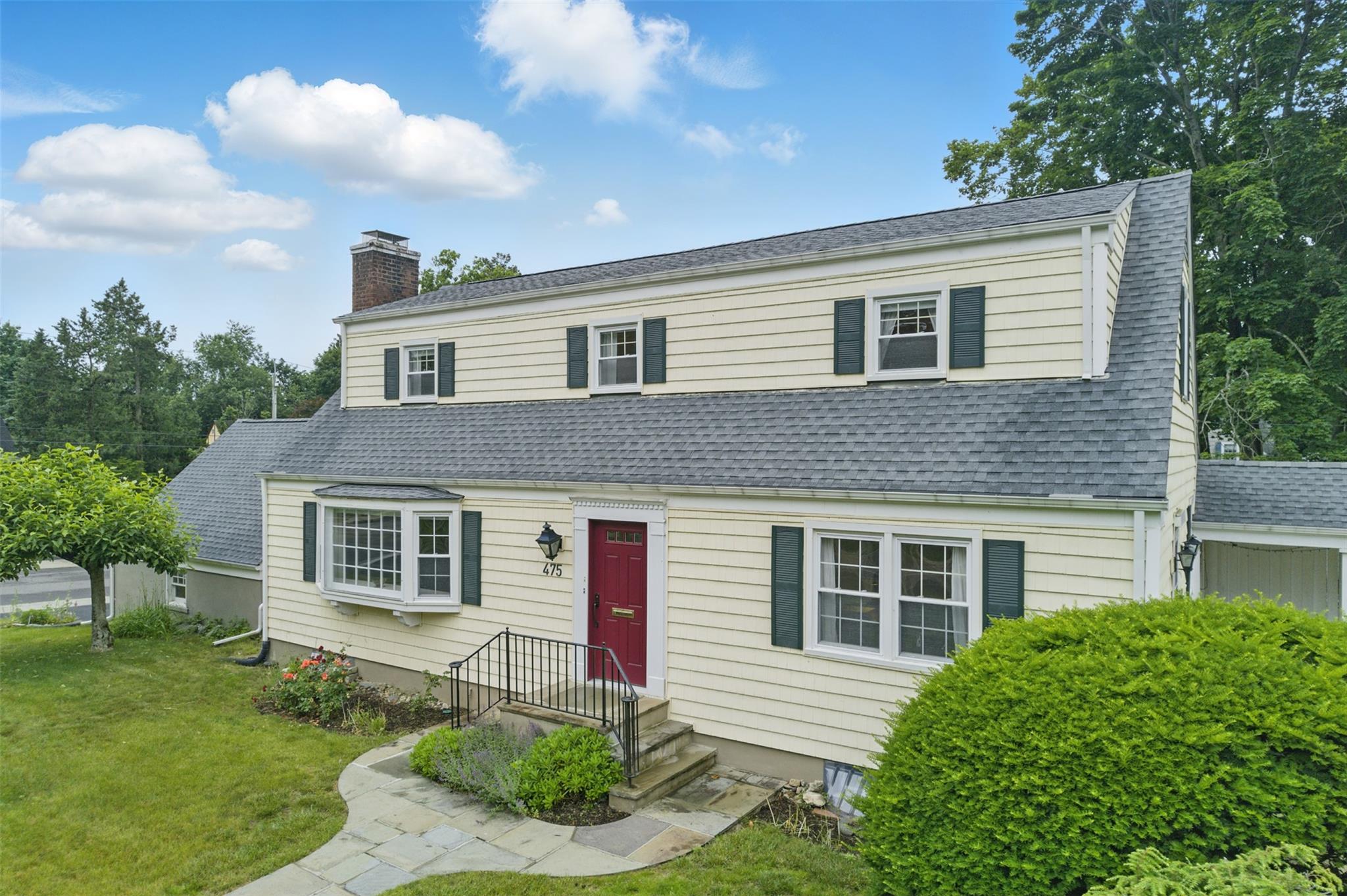 Property for Sale at Bellwood Avenue, Sleepy Hollow, New York - Bedrooms: 4 
Bathrooms: 3 
Rooms: 16  - $1,150,000