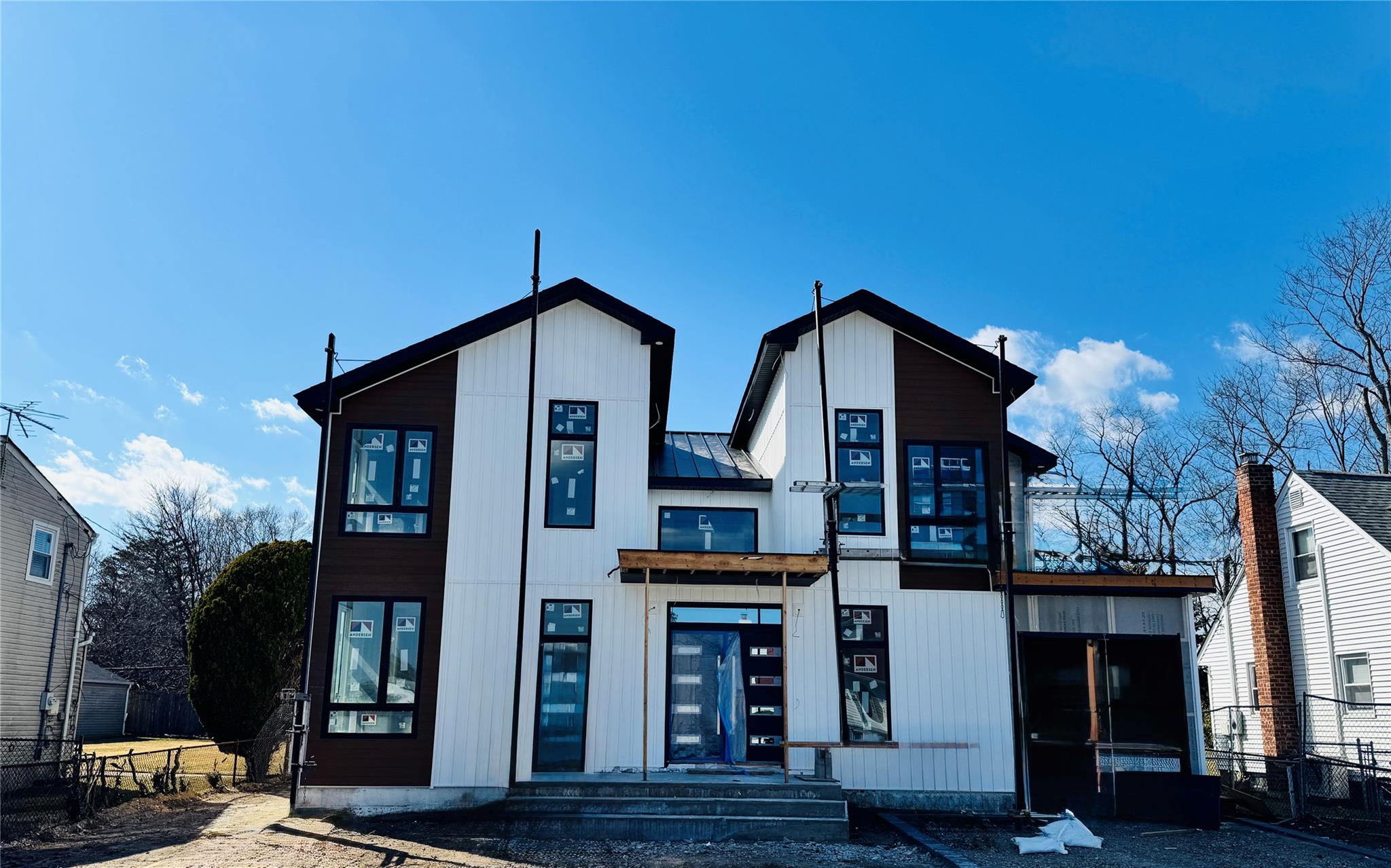 296 Division Avenue, Hicksville, New York image 1