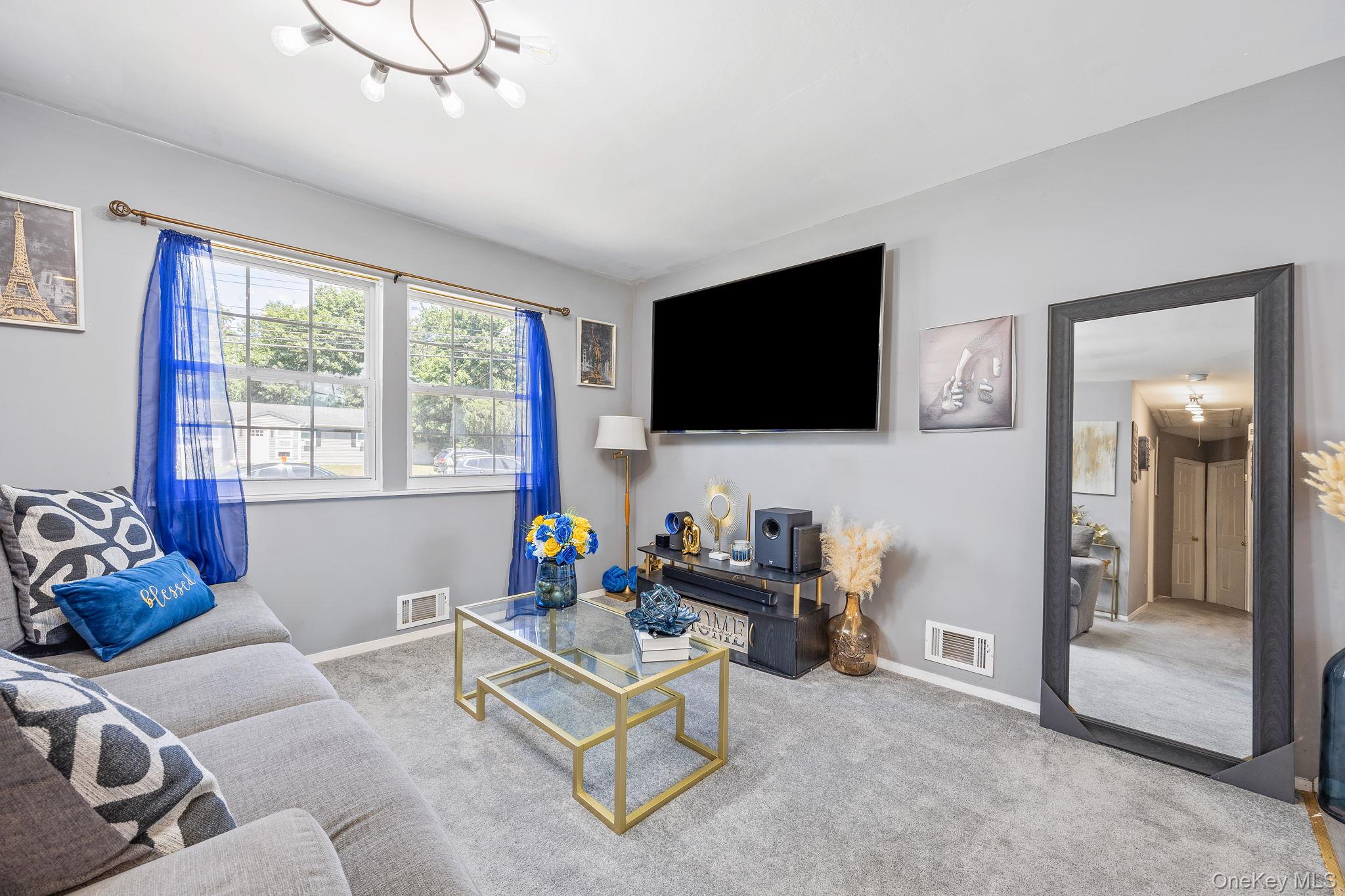 132 Garden City Street