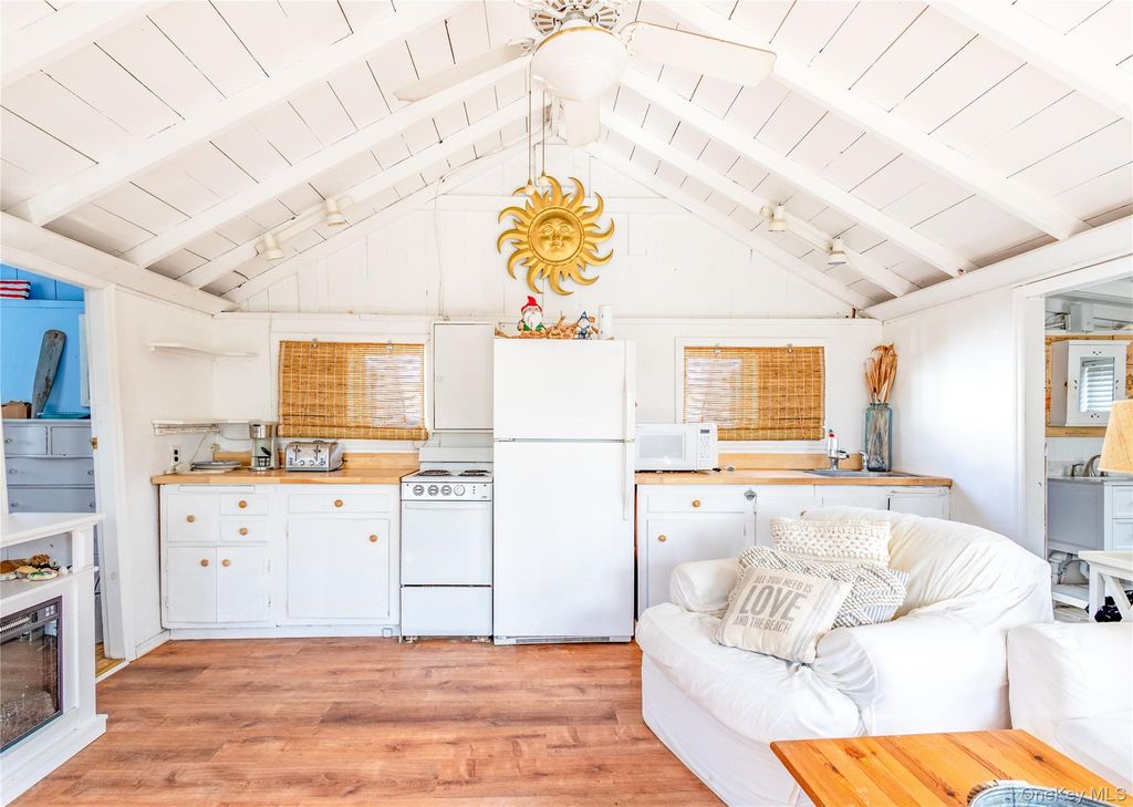 Photo of 28 Anchor Path, Baiting Hollow, NY 11933 (MLS # 966693)