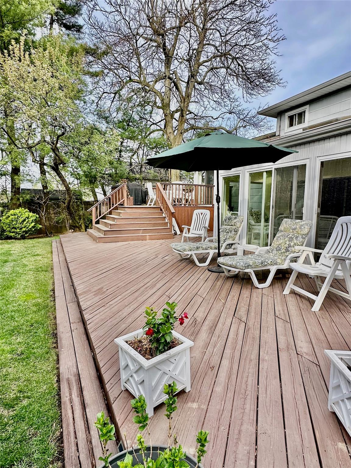2170 Clover Court, East Meadow, New York image 28