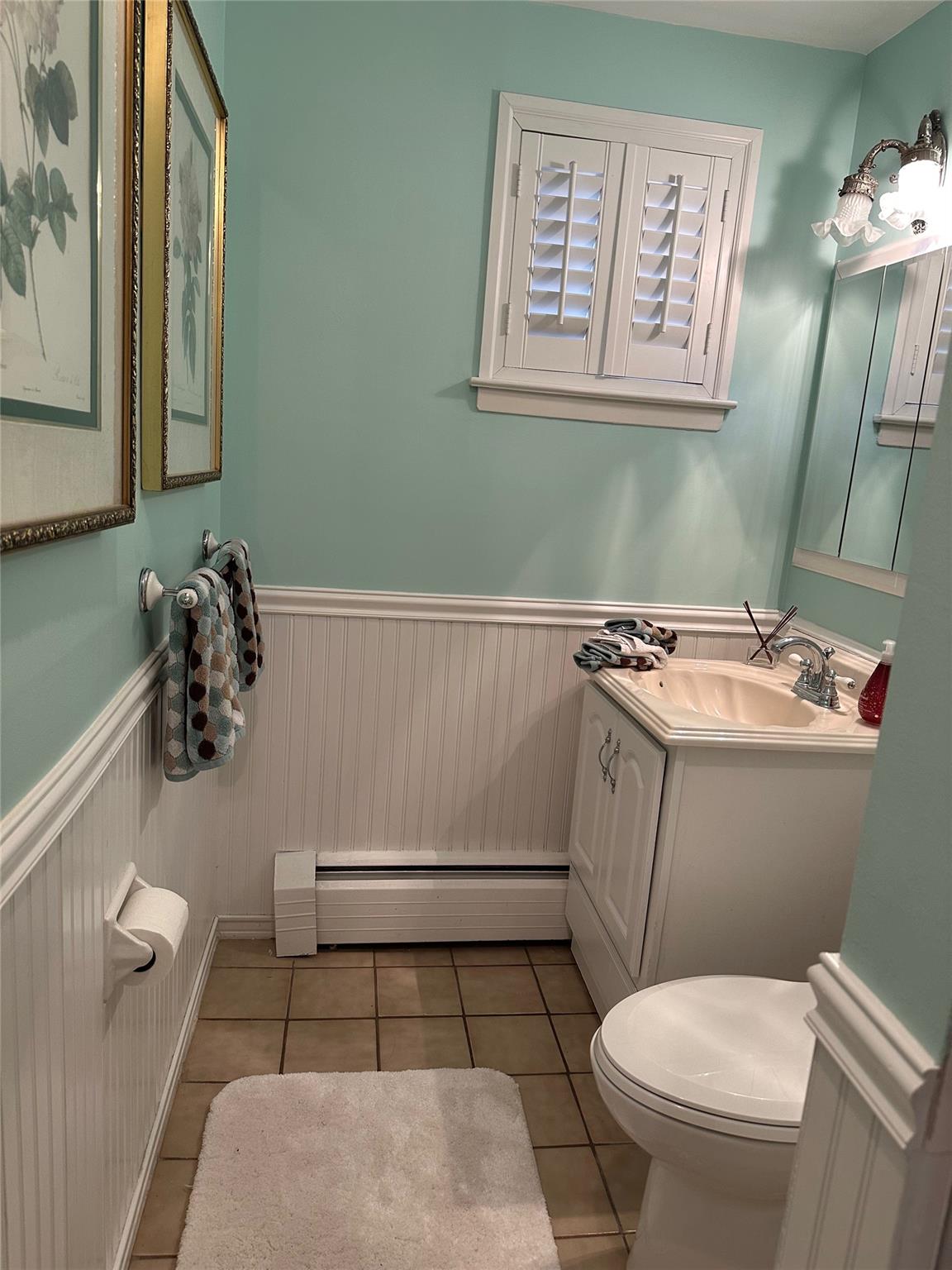 2170 Clover Court, East Meadow, New York image 30