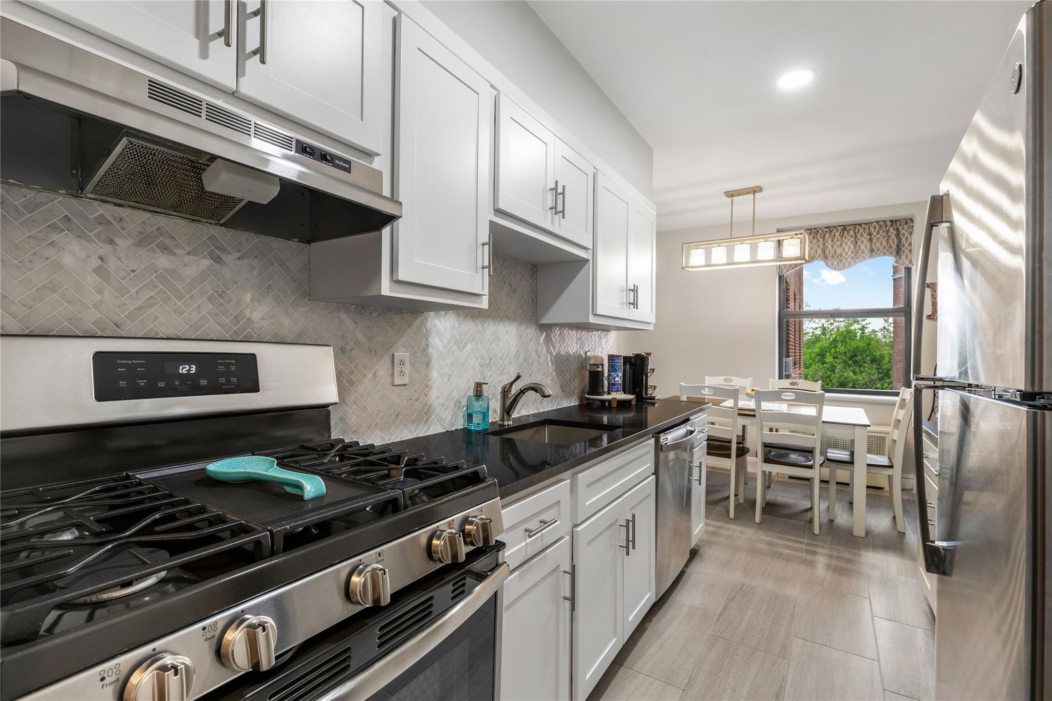 11 Alden Road #4D, Larchmont, New York image 5