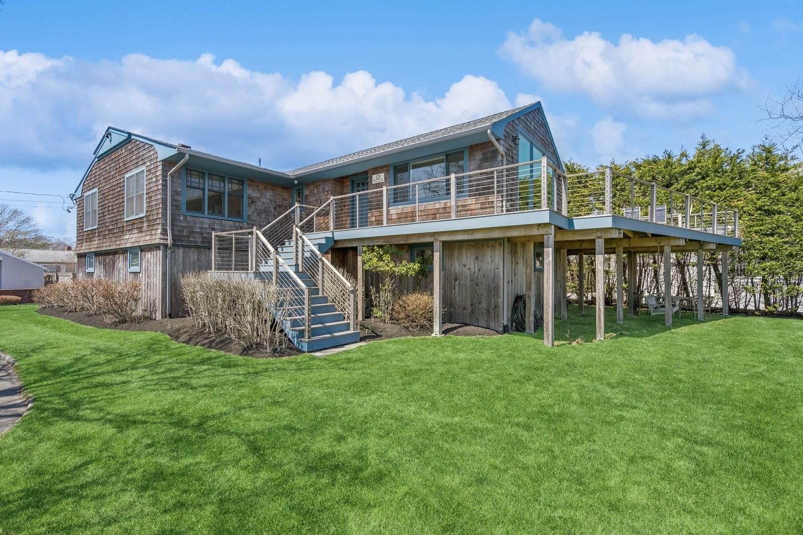 Rental Property at Bayside Avenue, East Quogue, Hamptons, NY - Bedrooms: 3 
Bathrooms: 3  - $40,000 MO.