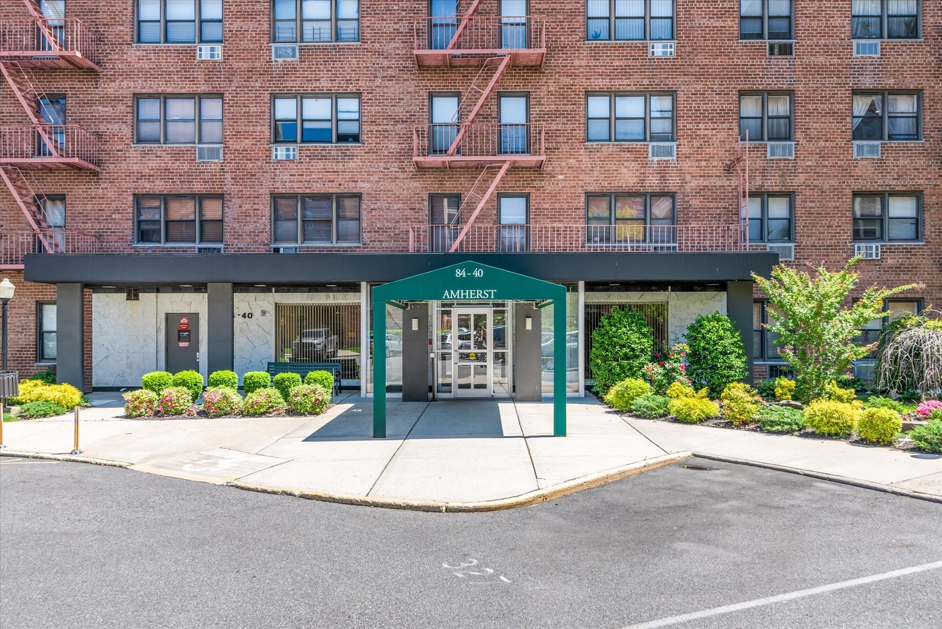 84-40 153 Avenue #4F, Howard Beach, New York image 4