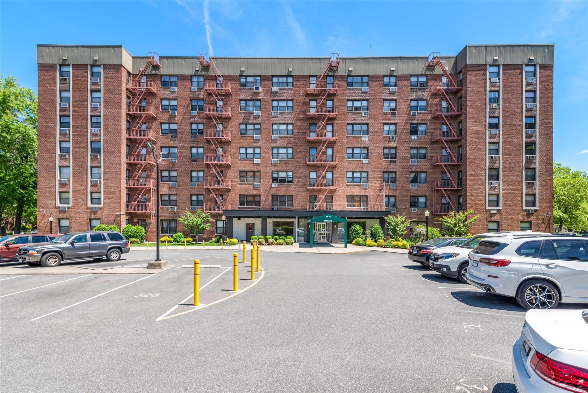 84-40 153 Avenue #4F, Howard Beach, New York image 3