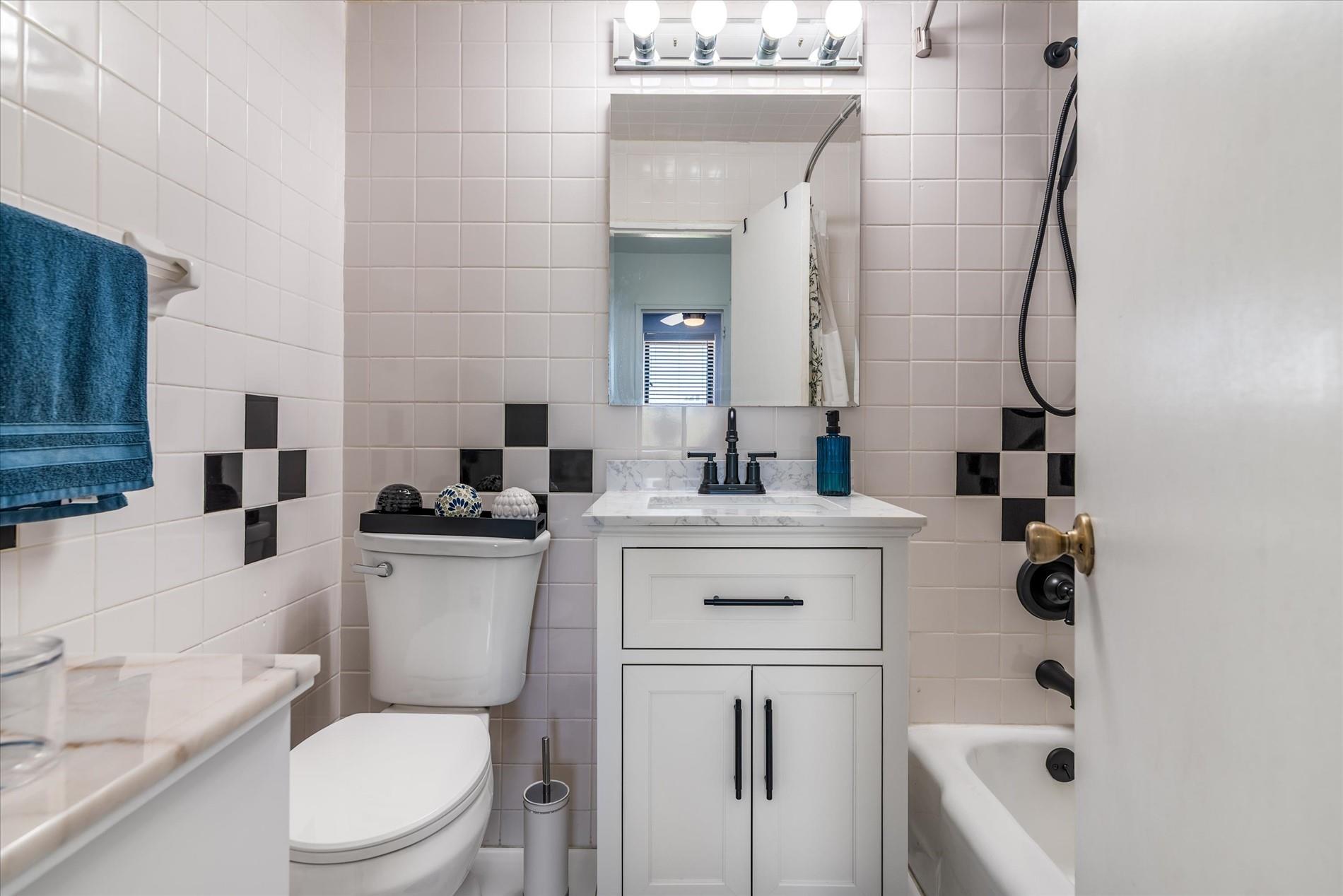 84-40 153 Avenue #4F, Howard Beach, New York image 14