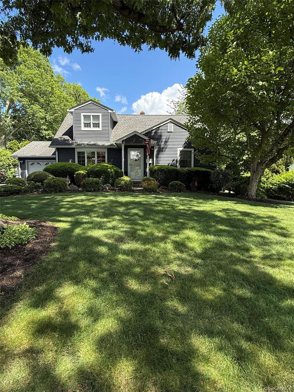 Photo of 10 N Edsall Avenue, Nanuet, NY 10954 (MLS # 1007374)