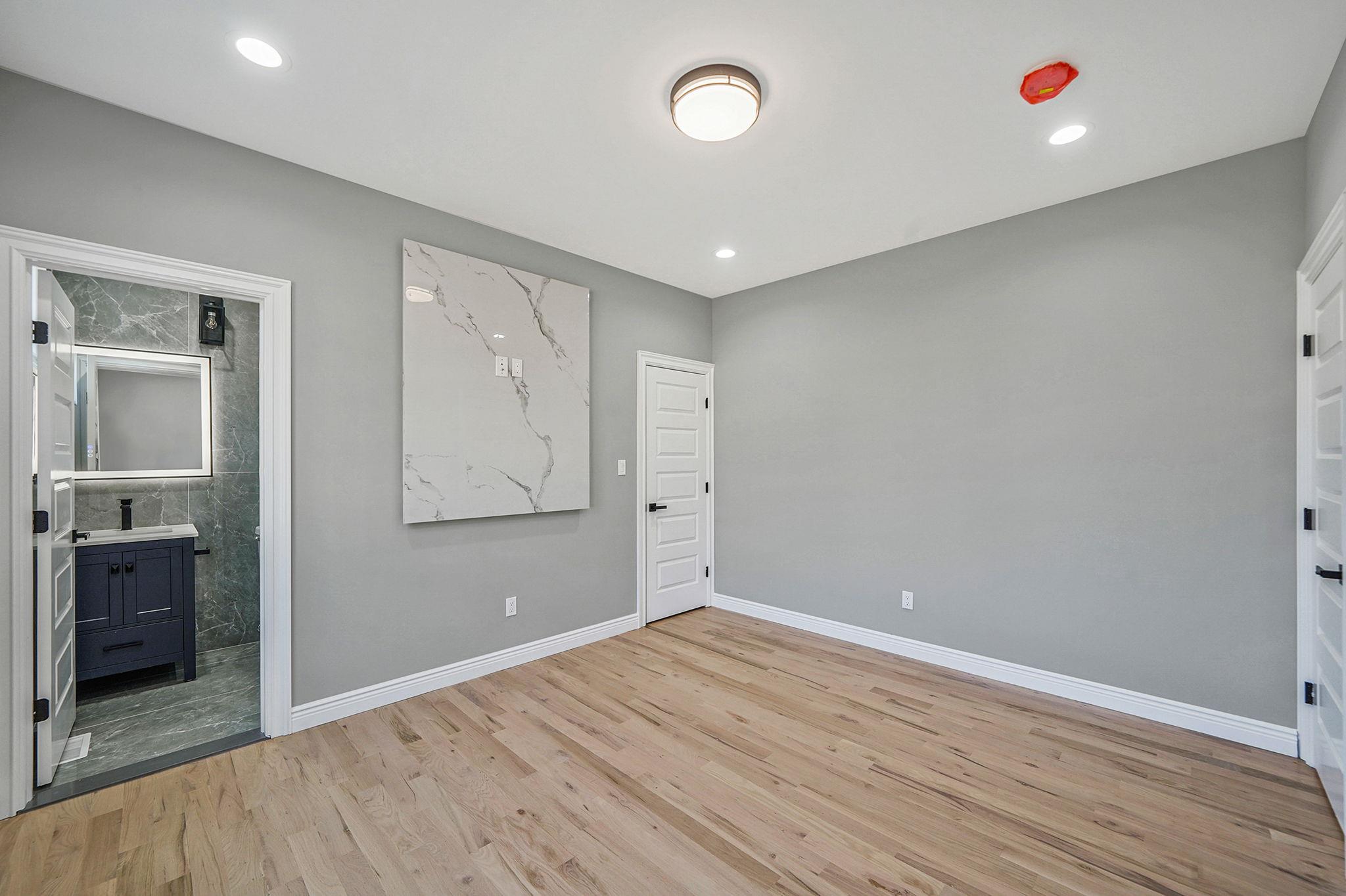 2334 Hoffman Ave, Elmont, New York image 32