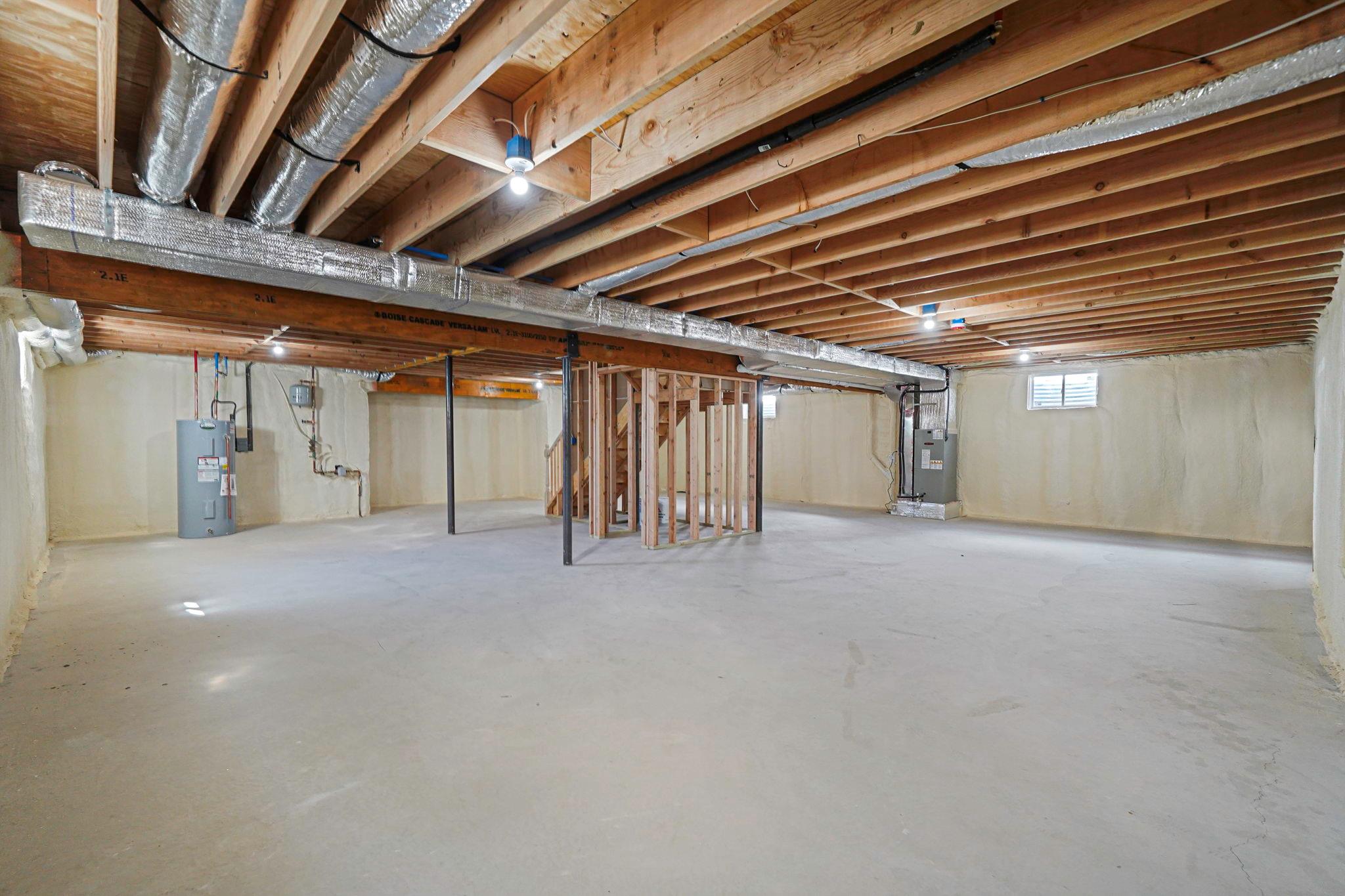 2334 Hoffman Ave, Elmont, New York image 50