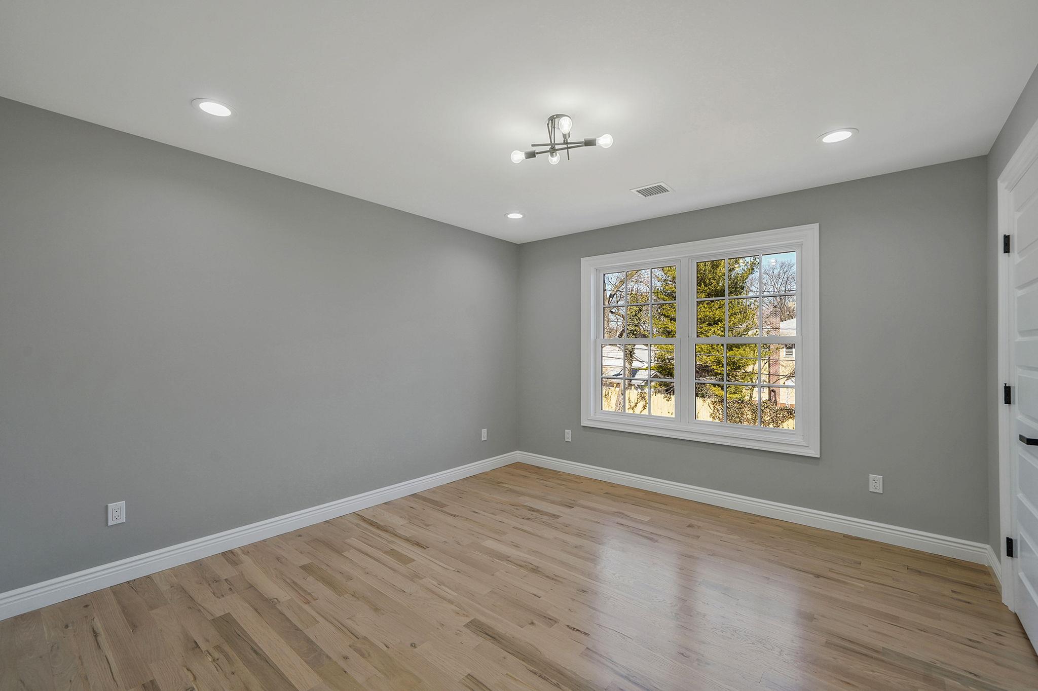 2334 Hoffman Ave, Elmont, New York image 23