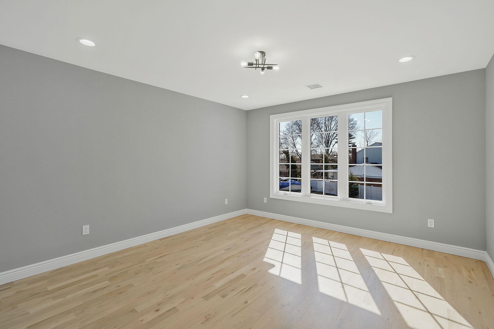 2334 Hoffman Ave, Elmont, New York image 29
