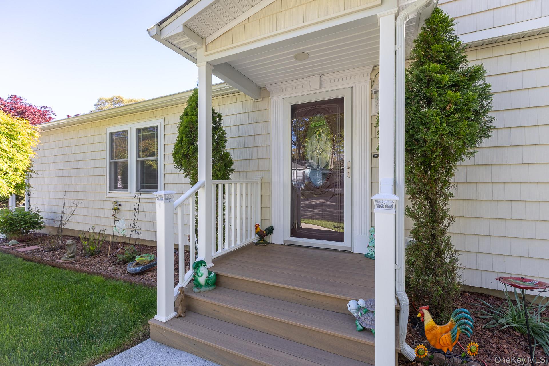 1407 Middle Road 83