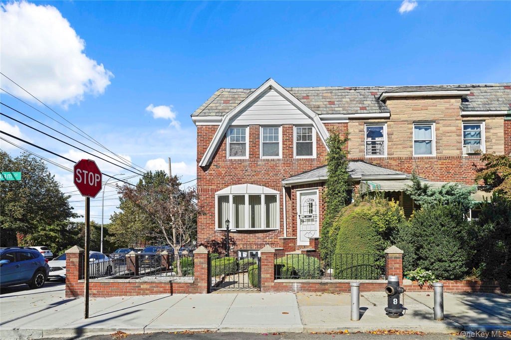 Photo of 1851 Suydam Street, Ridgewood, NY 11385 (MLS # 1066261)