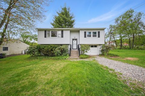 109 Long Lane Bloomingburg NY 12721
