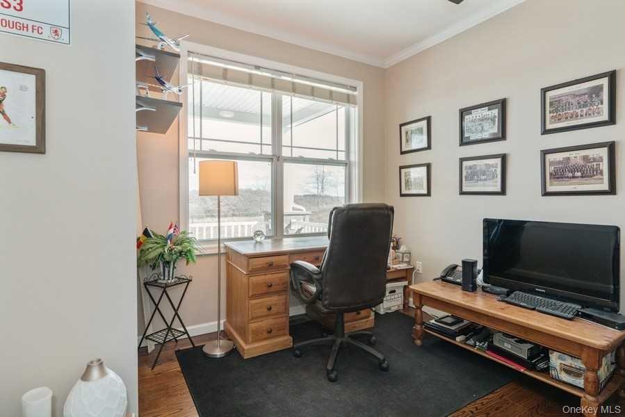 Milton, New York 12547, United States, 3 Bedrooms Bedrooms, ,2 BathroomsBathrooms,Residential,Active,237042